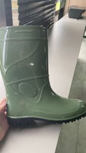 PVC rainboot -1